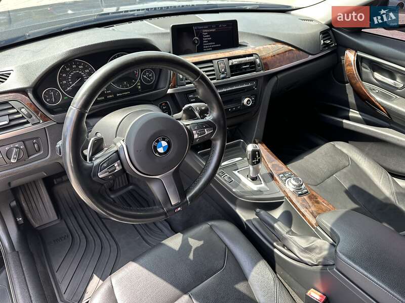Седан BMW 3 Series 2013 в Виннице
