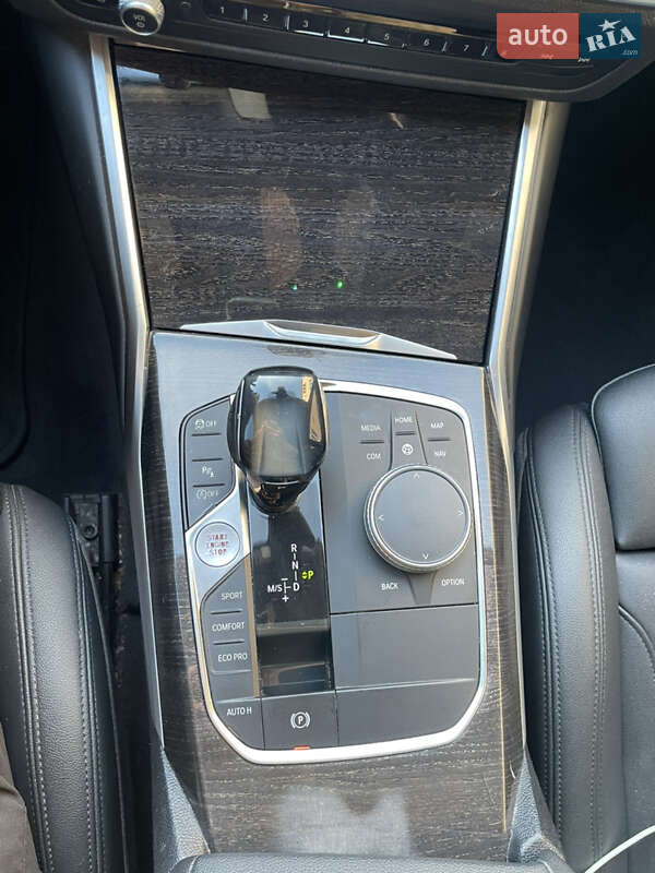 Седан BMW 3 Series 2019 в Киеве фото 21 Седан BMW 3 Series 2019 в Киеве