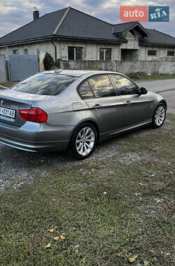 Седан BMW 3 Series 2011 в Подільську