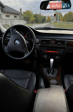 Седан BMW 3 Series 2011 в Подільську