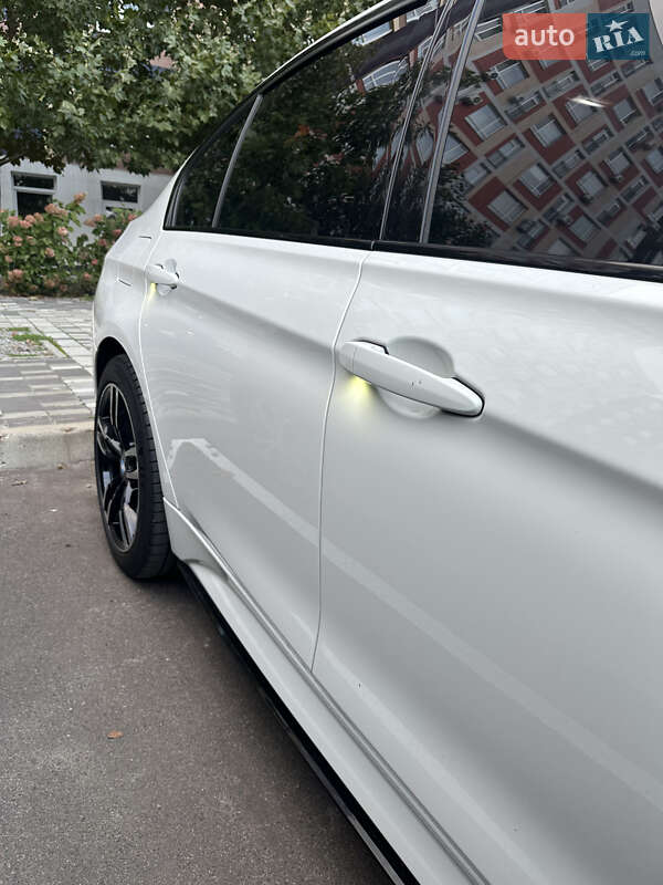 Седан BMW 3 Series 2015 в Киеве фото 121 Седан BMW 3 Series 2015 в Киеве