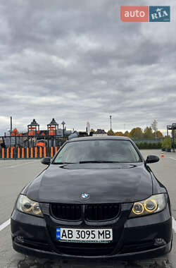 Седан BMW 3 Series 2006 в Виннице