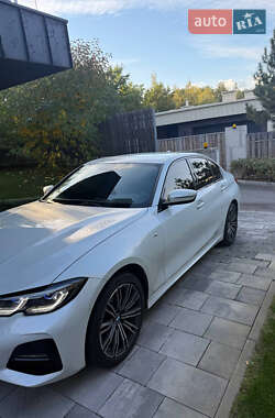 Седан BMW 3 Series 2022 в Киеве