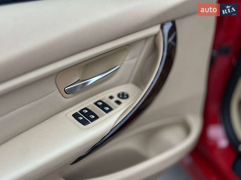 Седан BMW 3 Series 2014 в Киеве