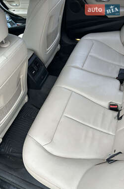Седан BMW 3 Series 2015 в 