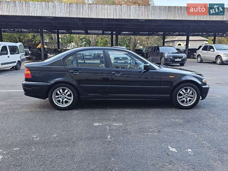 Седан BMW 3 Series 2004 в Киеве