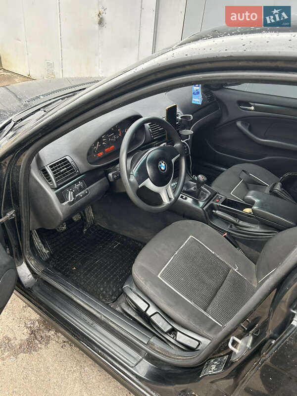 Седан BMW 3 Series 2002 в Киеве