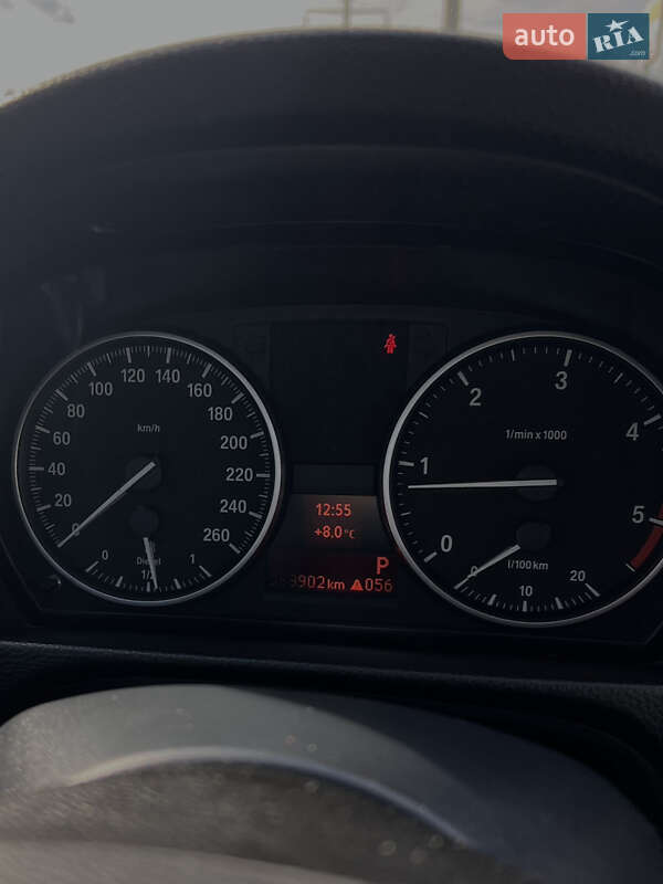 Седан BMW 3 Series 2009 в Киеве