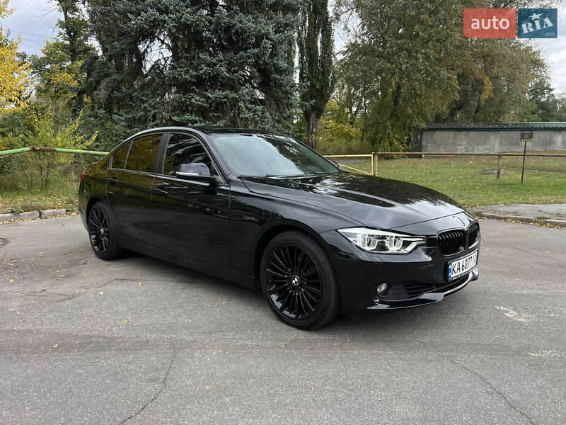 Седан BMW 3 Series 2012 в Киеве