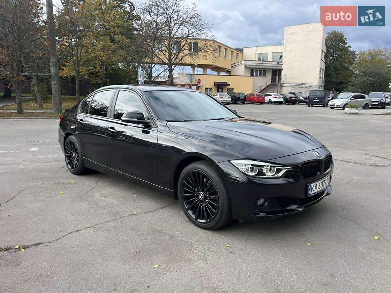 Седан BMW 3 Series 2012 в Киеве