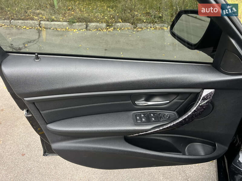 Седан BMW 3 Series 2012 в Киеве
