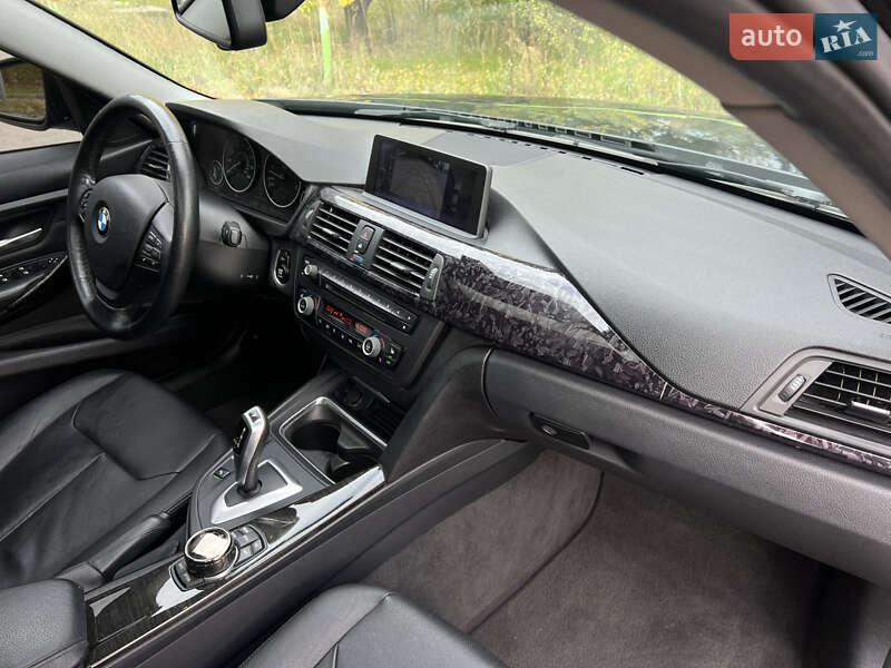 Седан BMW 3 Series 2012 в Киеве