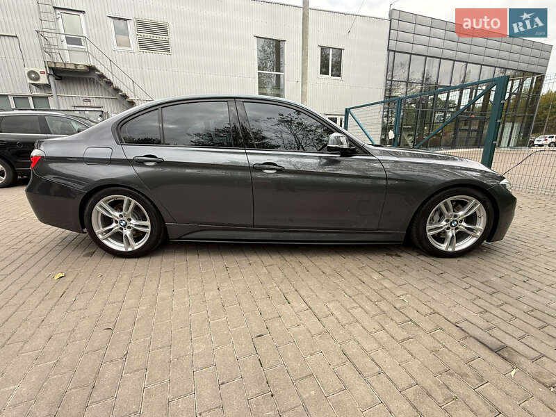 Седан BMW 3 Series 2015 в Виннице