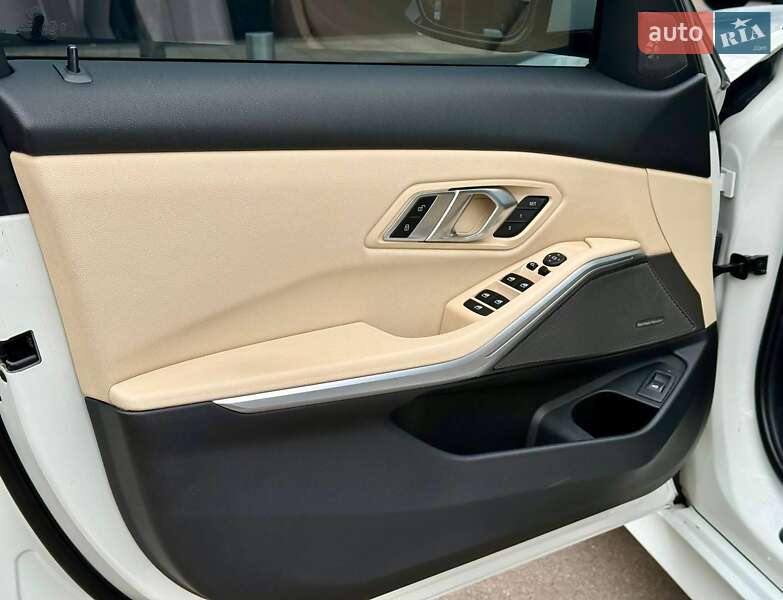 Седан BMW 3 Series 2019 в Києві фото 18 Седан BMW 3 Series 2019 в Києві