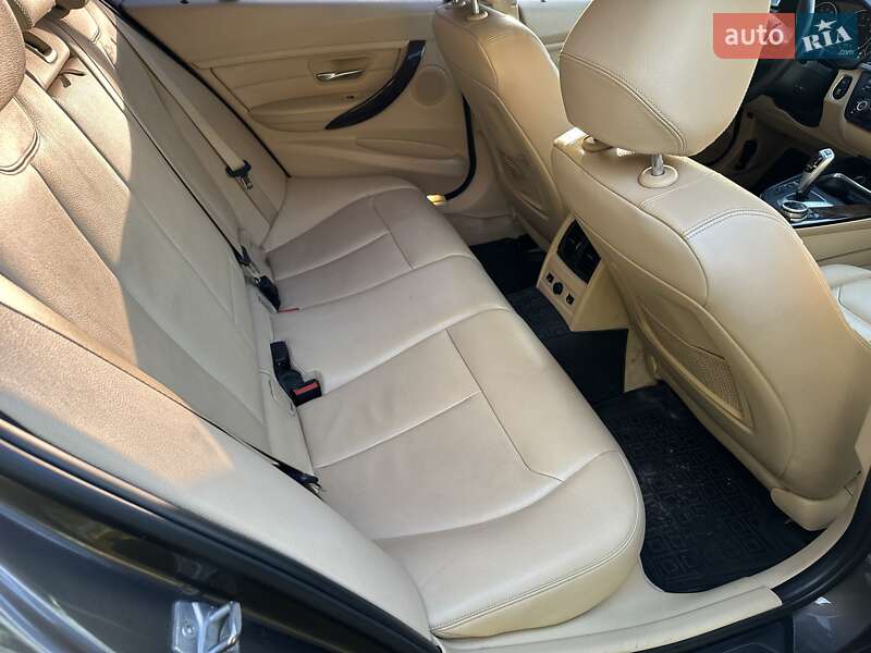 Седан BMW 3 Series 2014 в Киеве фото 22 Седан BMW 3 Series 2014 в Киеве