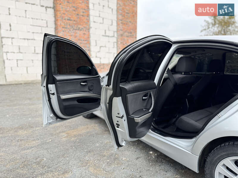 Седан BMW 3 Series 2007 в Хмельницькому