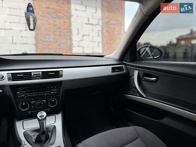 Седан BMW 3 Series 2007 в Хмельницькому