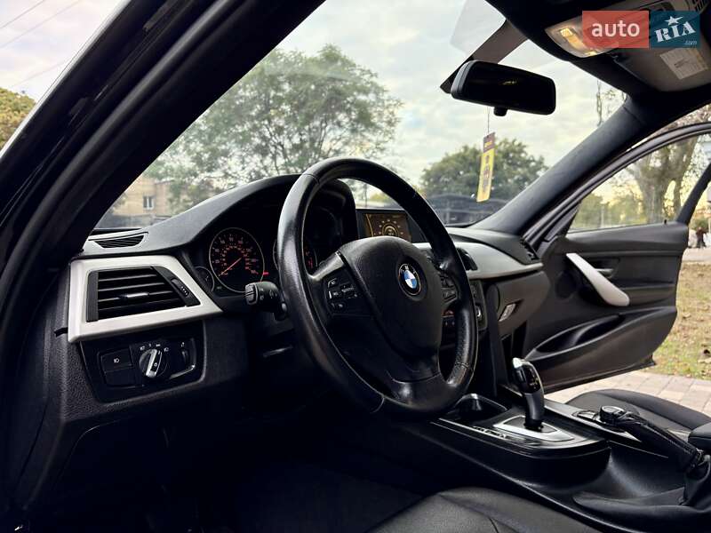Седан BMW 3 Series 2014 в Одесі фото 45 Седан BMW 3 Series 2014 в Одесі