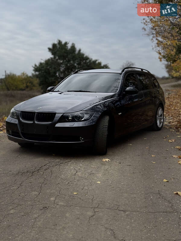 Универсал BMW 3 Series 2006 в Краматорске