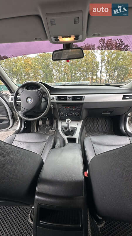 Универсал BMW 3 Series 2005 в Чернигове фото 12 Универсал BMW 3 Series 2005 в Чернигове