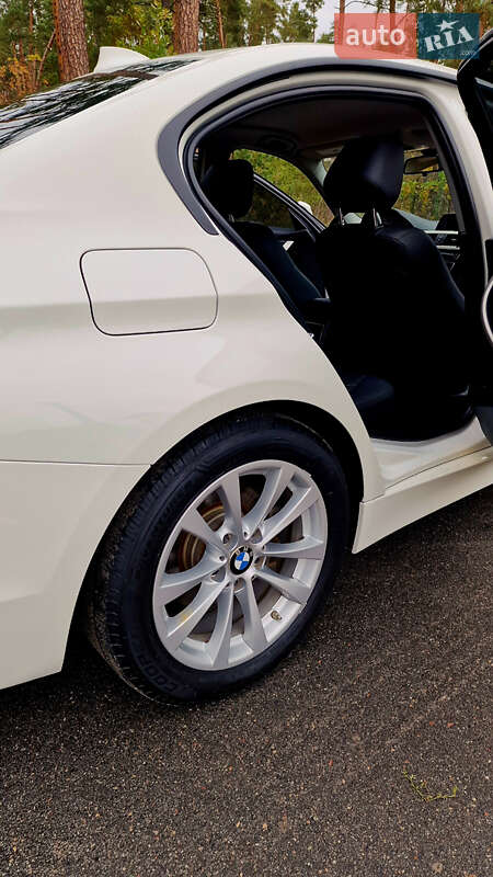 Седан BMW 3 Series 2018 в Вышгороде фото 7 Седан BMW 3 Series 2018 в Вышгороде