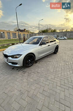 Седан BMW 3 Series 2015 в Александрие