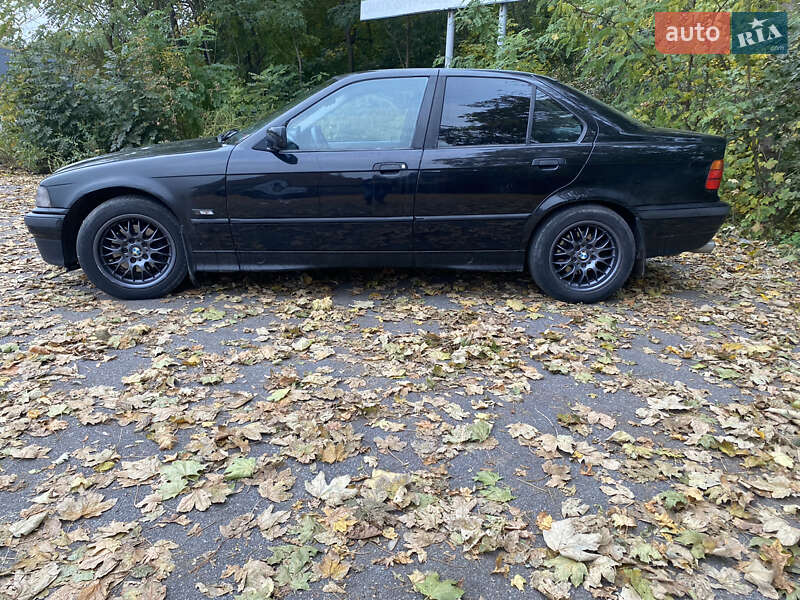 Седан BMW 3 Series 1995 в Виннице фото 3 Седан BMW 3 Series 1995 в Виннице
