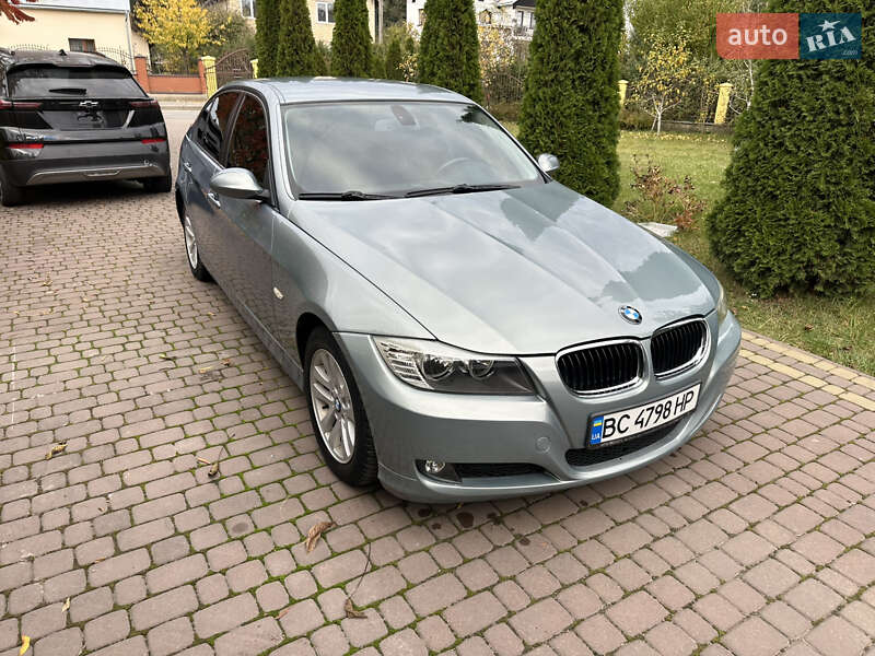 Седан BMW 3 Series 2007 в Львове