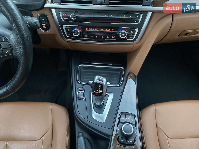 Седан BMW 3 Series 2013 в Луцьку