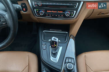 Седан BMW 3 Series 2013 в 