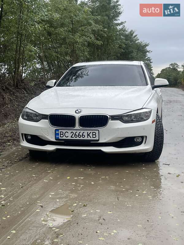 Седан BMW 3 Series 2014 в Львове