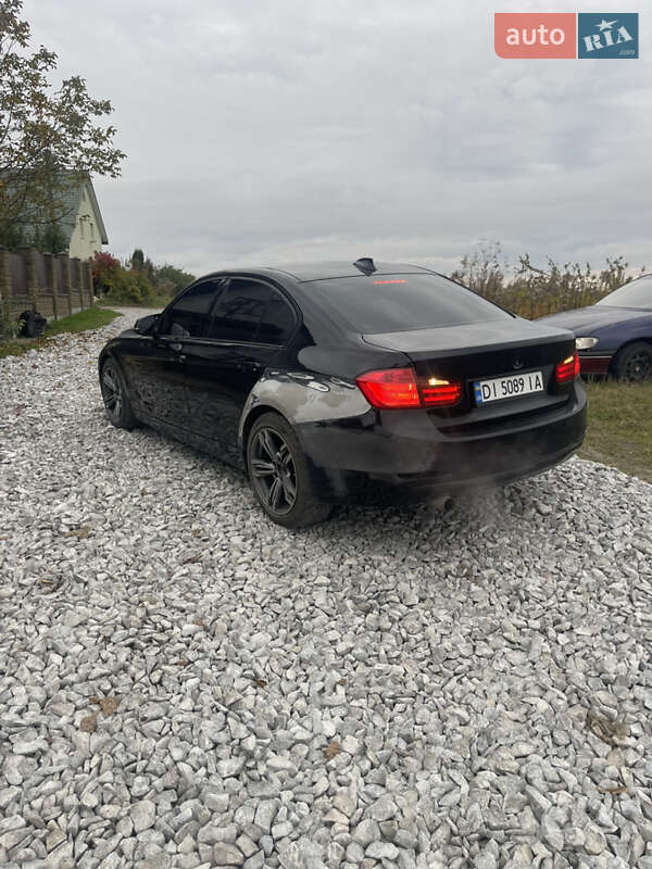 Седан BMW 3 Series 2014 в Ровно