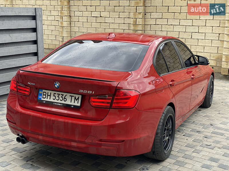Седан BMW 3 Series 2013 в Одесі