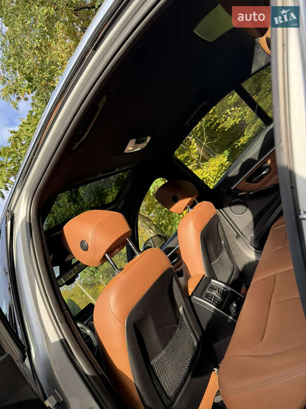 Седан BMW 3 Series 2015 в Шепетовке