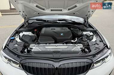 Седан BMW 3 Series 2019 в 