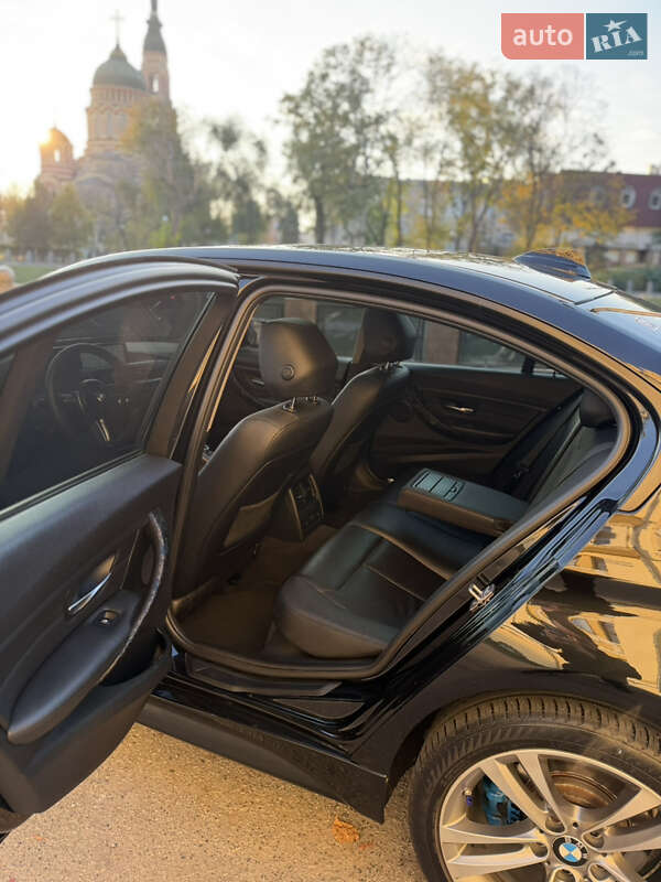 Седан BMW 3 Series 2013 в Харькове