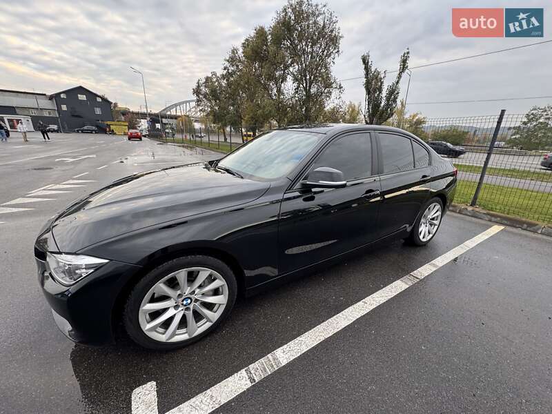 Седан BMW 3 Series 2017 в Києві фото 8 Седан BMW 3 Series 2017 в Києві