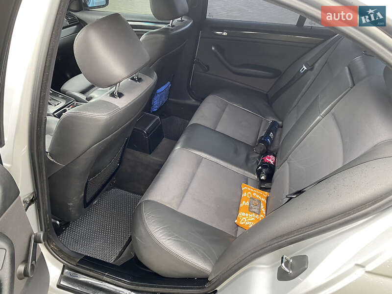 Седан BMW 3 Series 2003 в Львові фото 5 Седан BMW 3 Series 2003 в Львові