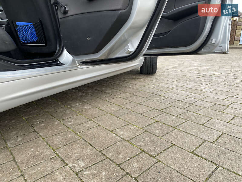 Седан BMW 3 Series 2003 в Львові фото 3 Седан BMW 3 Series 2003 в Львові