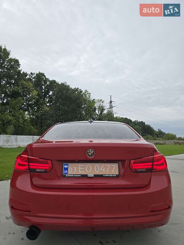 Седан BMW 3 Series 2016 в Луцке