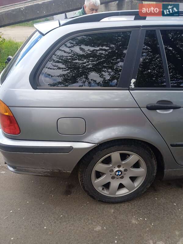 Универсал BMW 3 Series 2004 в Коростене