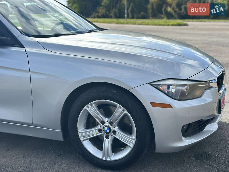 Седан BMW 3 Series 2013 в Львове
