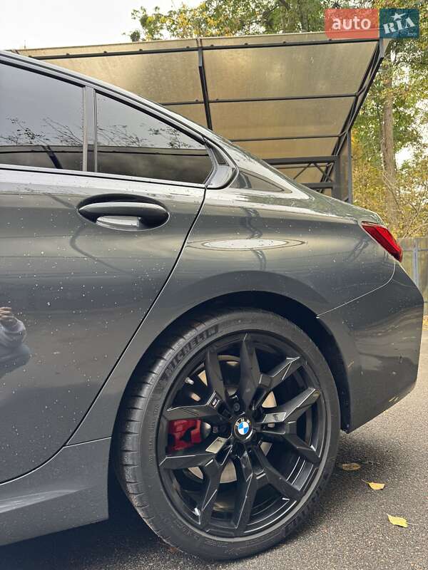Седан BMW 3 Series 2024 в Киеве