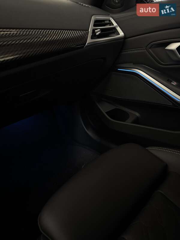 Седан BMW 3 Series 2024 в Киеве