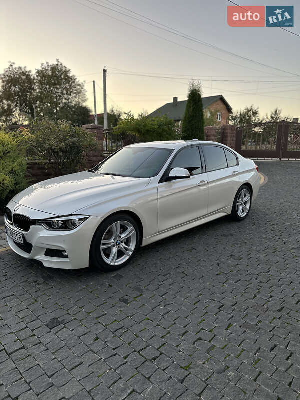 Седан BMW 3 Series 2015 в Тернополі