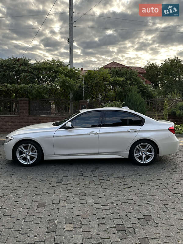 Седан BMW 3 Series 2015 в Тернополі
