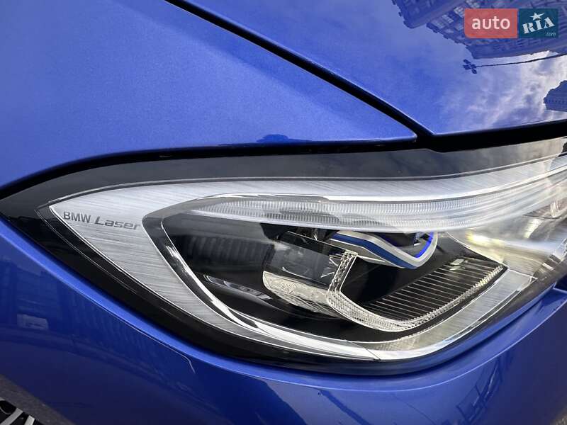Седан BMW 3 Series 2022 в Киеве