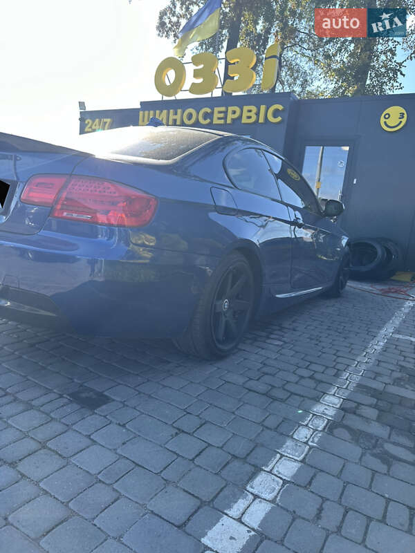 Купе BMW 3 Series 2013 в Киеве