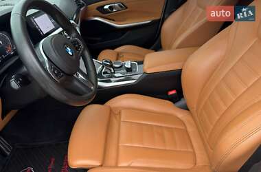 Седан BMW 3 Series 2019 в 