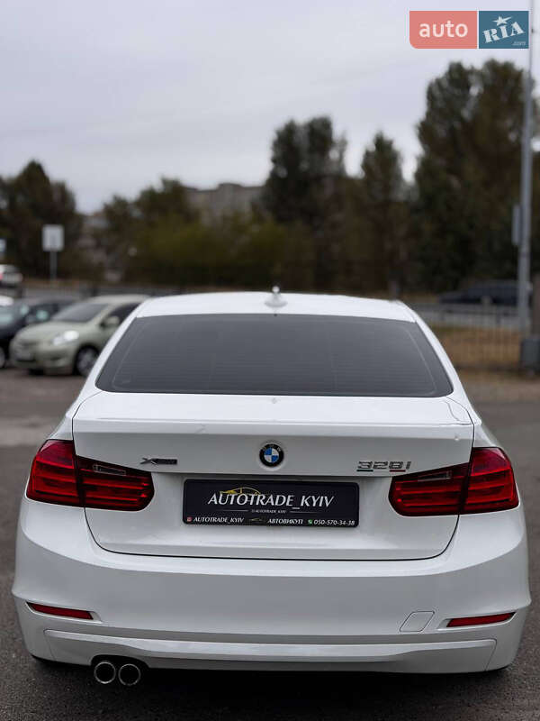 Седан BMW 3 Series 2013 в Киеве фото 5 Седан BMW 3 Series 2013 в Киеве